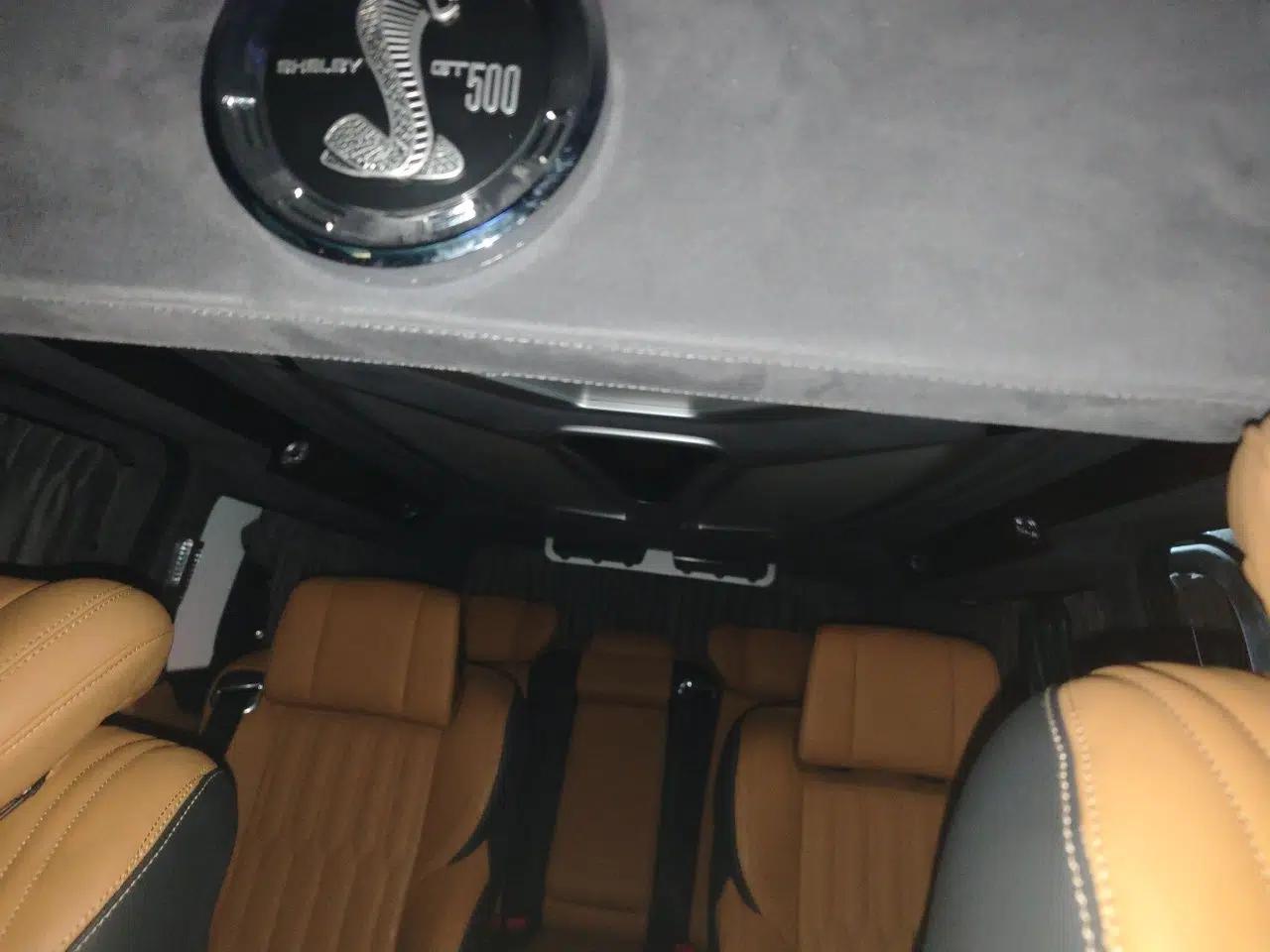 Ford Tourneo Custom 2024 Ford Explorer OHE Ford Black Mamba 2.0T Automatic 7-Seater — миниатюра 18