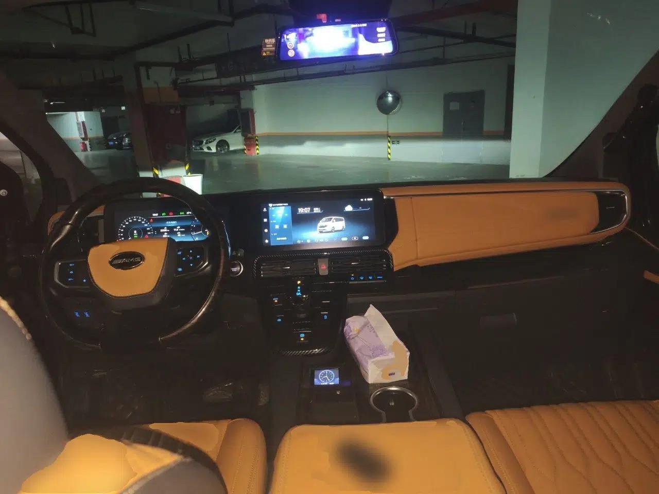 Ford Tourneo Custom 2024 Ford Explorer OHE Ford Black Mamba 2.0T Automatic 7-Seater — миниатюра 9