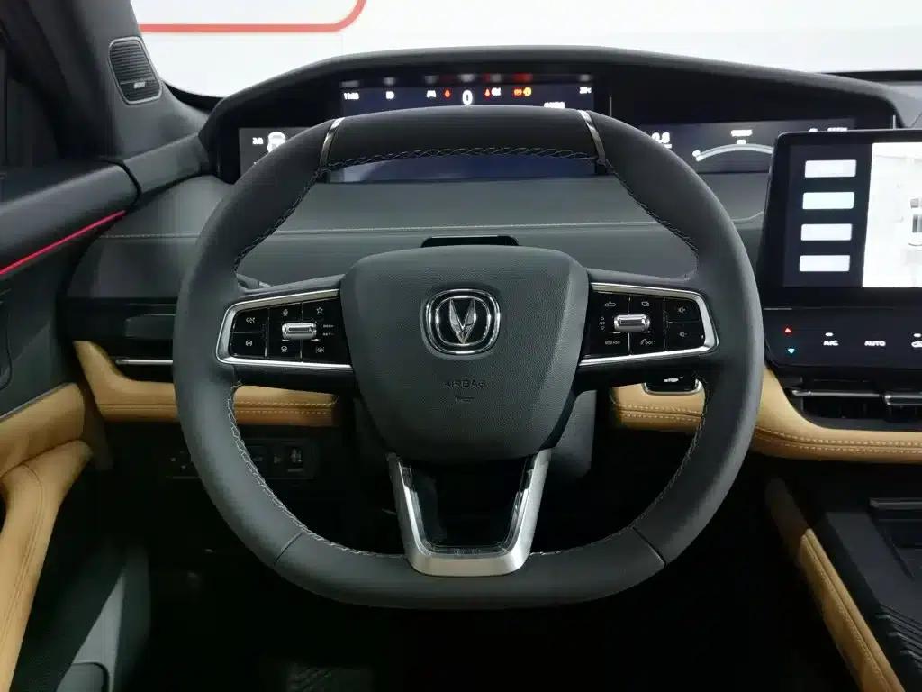 Changan UNI-K 2021 2.0T All-Wheel Drive Premium Edition — миниатюра 11