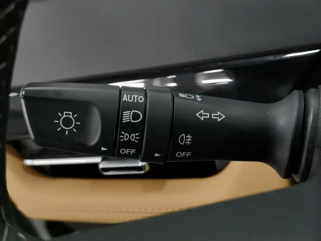 Changan UNI-K 2021 2.0T All-Wheel Drive Premium Edition — миниатюра 21