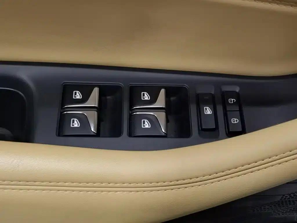 Changan UNI-K 2021 2.0T Premium Edition — миниатюра 9