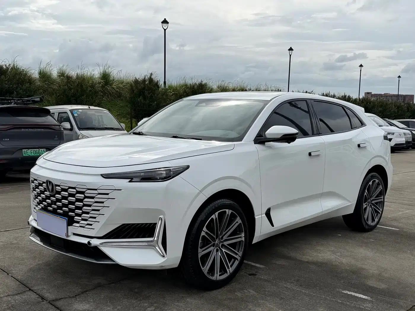 Changan UNI-K 2021 2.0T Premium Edition — миниатюра 1