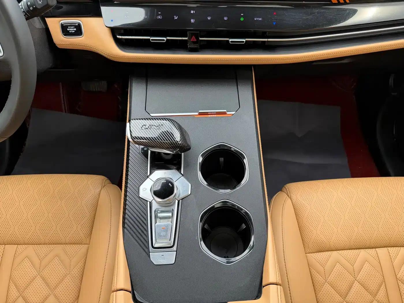 Changan UNI-K 2021 2.0T Premium Edition — миниатюра 11