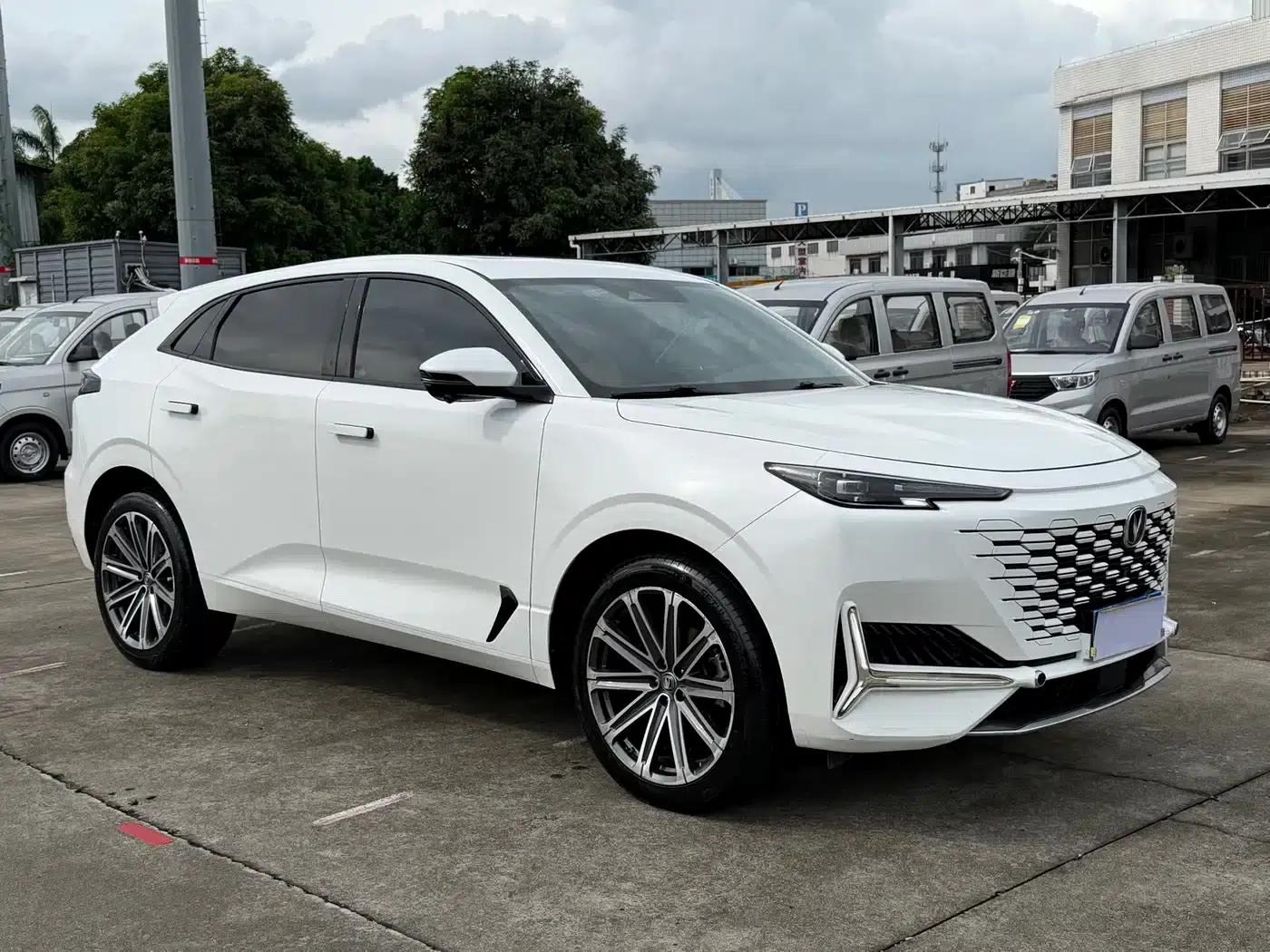 Changan UNI-K 2021 2.0T Premium Edition — миниатюра 3