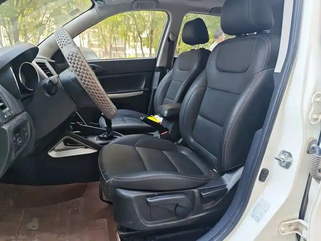 Changan CS35 2016 1.6L Manual Deluxe Edition (National IV Emission Standard) — миниатюра 11