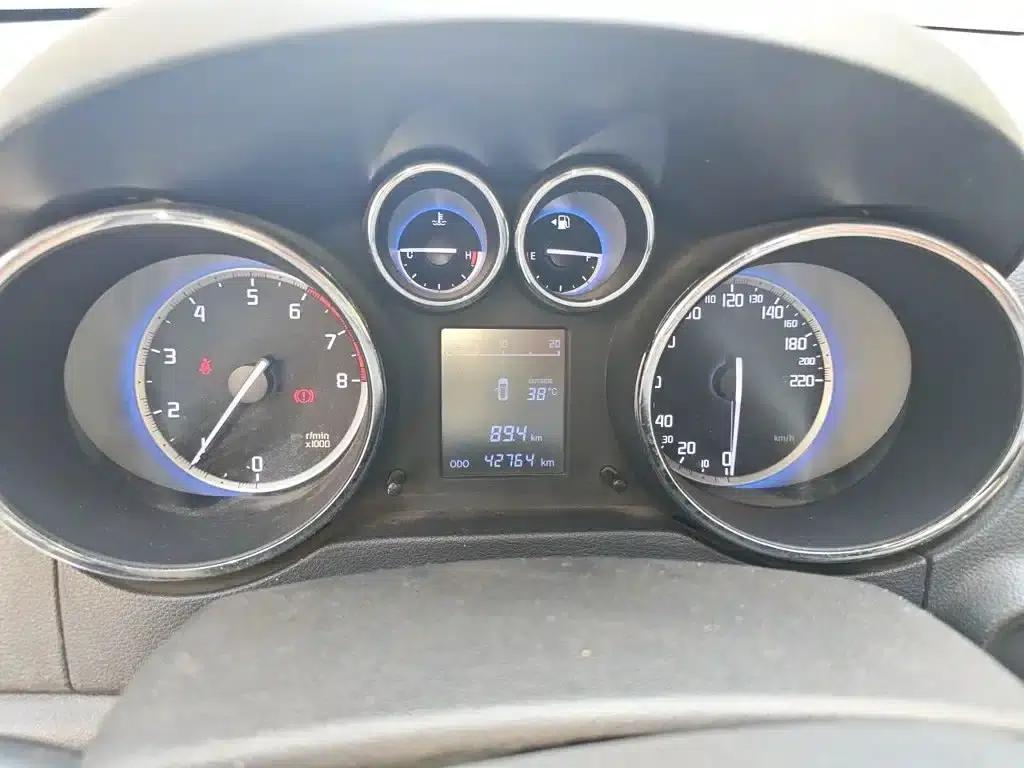 Changan CS35 2016 1.6L Manual Deluxe Edition (National IV Emission Standard) — миниатюра 7