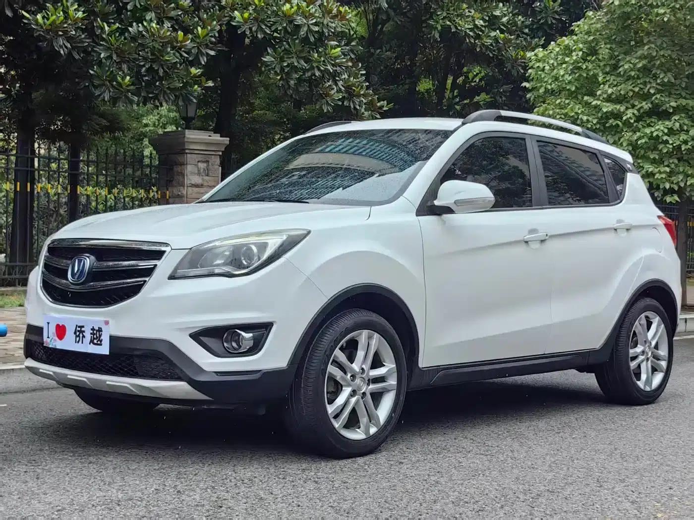 Changan CS35 2017 1.6L Manual Deluxe Edition — миниатюра 1