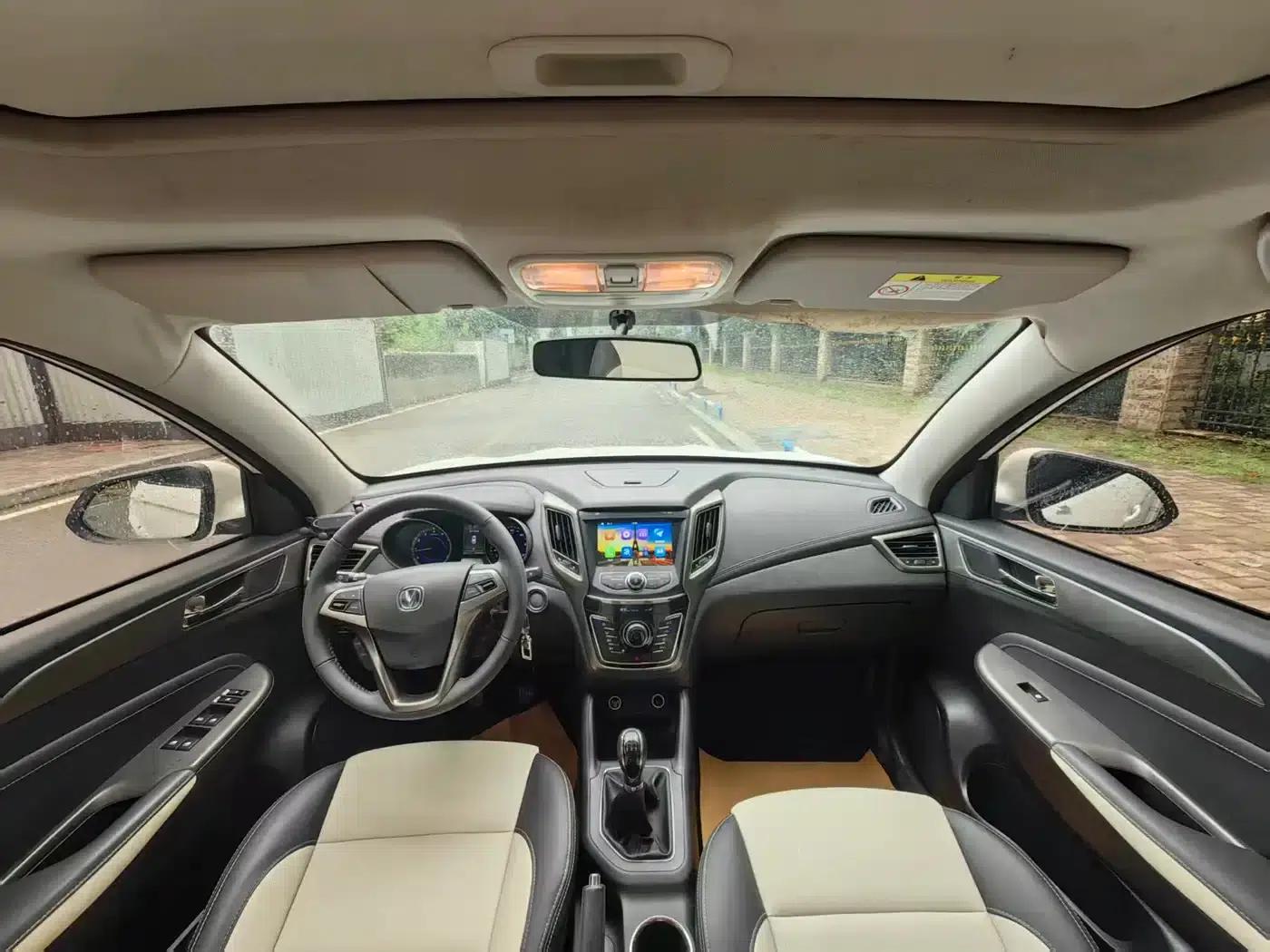 Changan CS35 2017 1.6L Manual Deluxe Edition — миниатюра 12