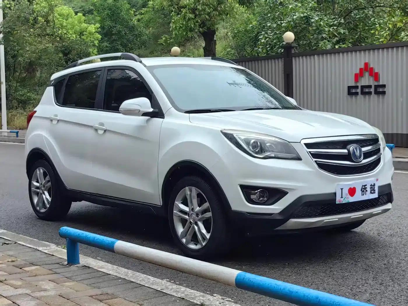 Changan CS35 2017 1.6L Manual Deluxe Edition — миниатюра 3