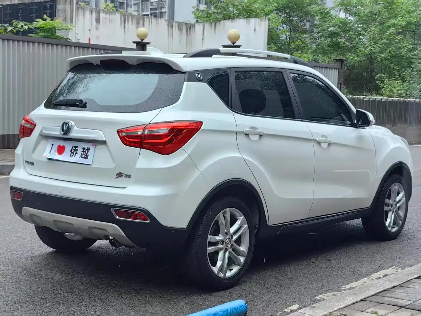 Changan CS35 2017 1.6L Manual Deluxe Edition — миниатюра 5