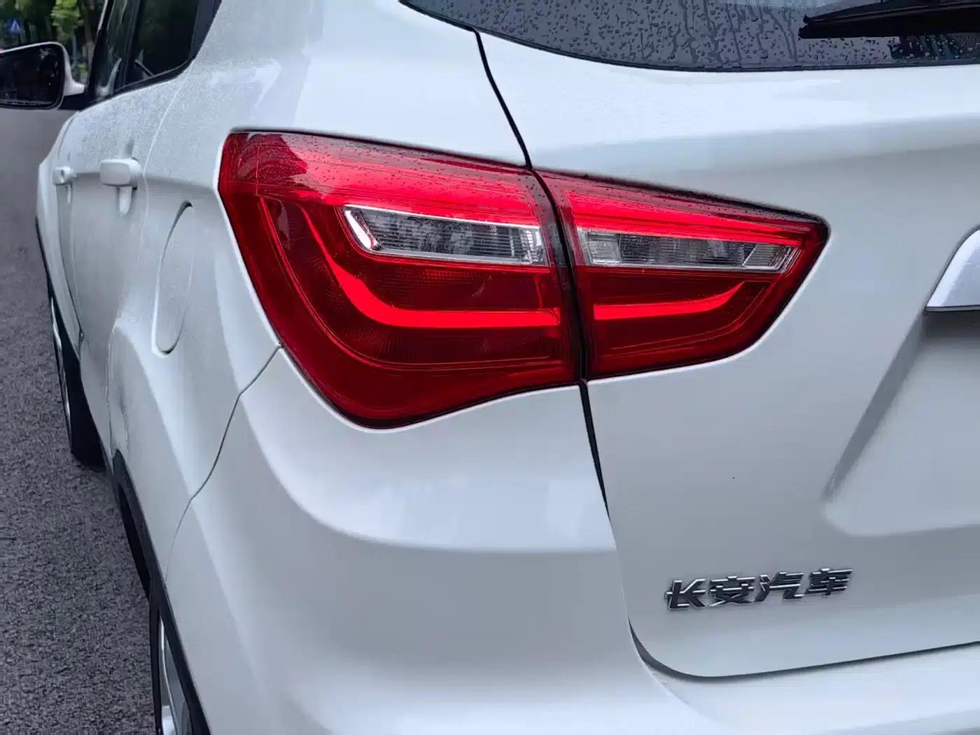 Changan CS35 2017 1.6L Manual Deluxe Edition — миниатюра 9
