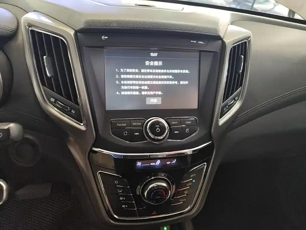 Changan CS35 2017 1.6L Automatic Deluxe Edition — миниатюра 13
