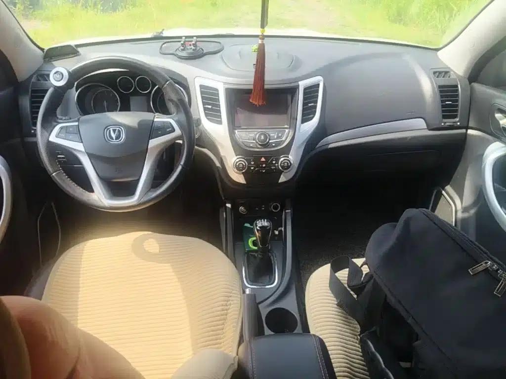 Changan CS35 2016 1.6L Manual Deluxe Edition (National V Emission Standard) — миниатюра 16