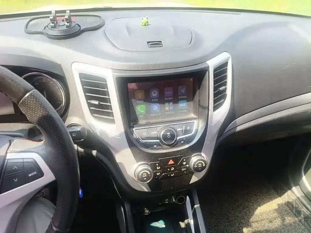 Changan CS35 2016 1.6L Manual Deluxe Edition (National V Emission Standard) — миниатюра 20