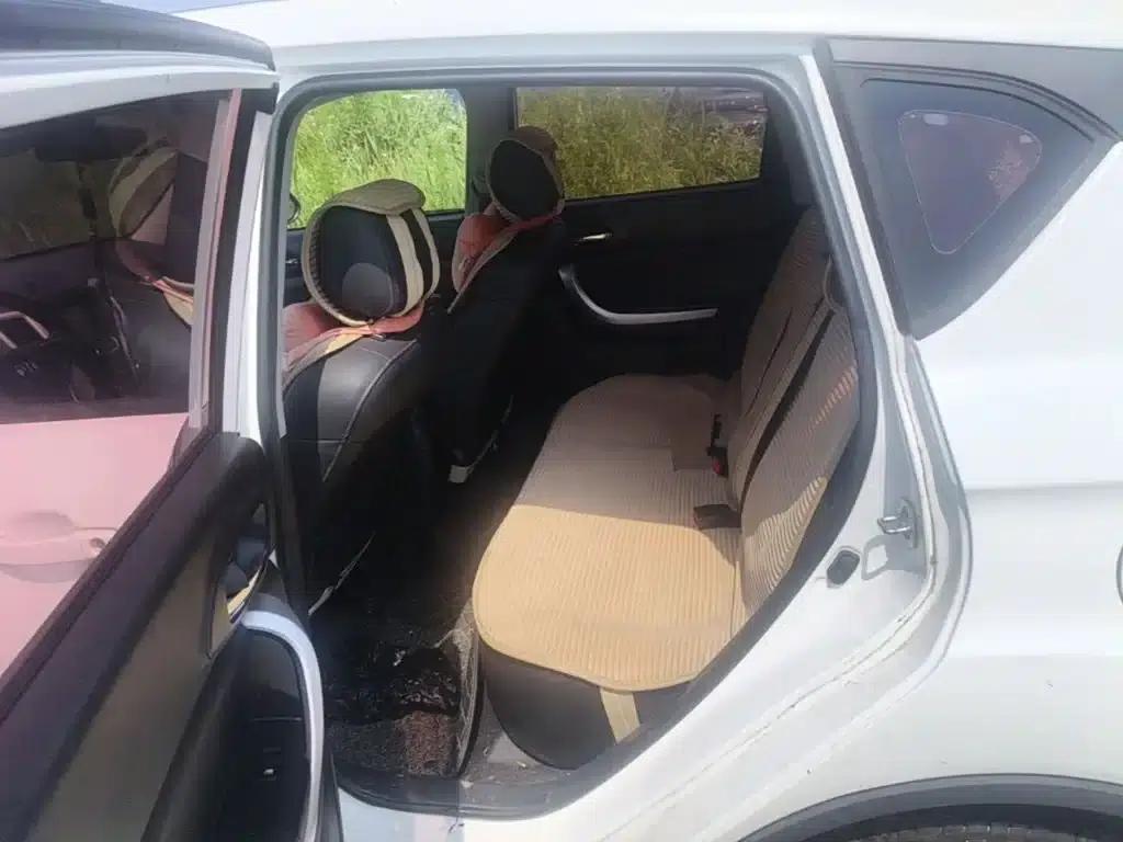Changan CS35 2016 1.6L Manual Deluxe Edition (National V Emission Standard) — миниатюра 24