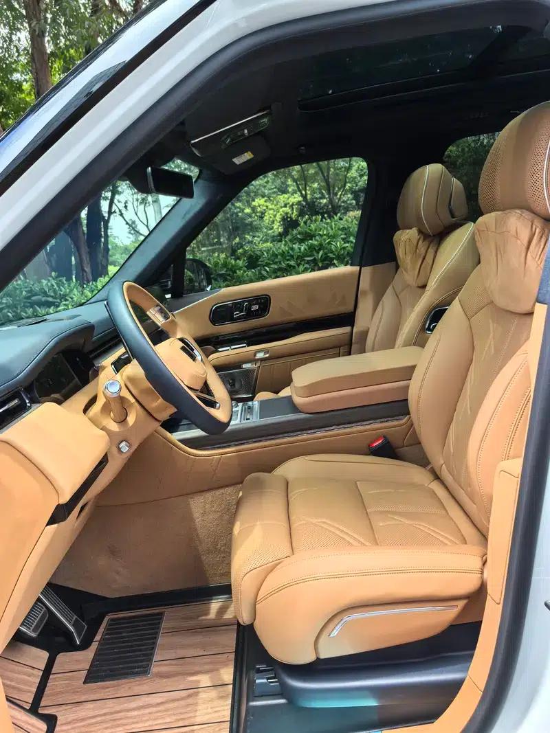ZEEKR 9X 2025 Hyper Edition 70kWh Six-Seat — миниатюра 11