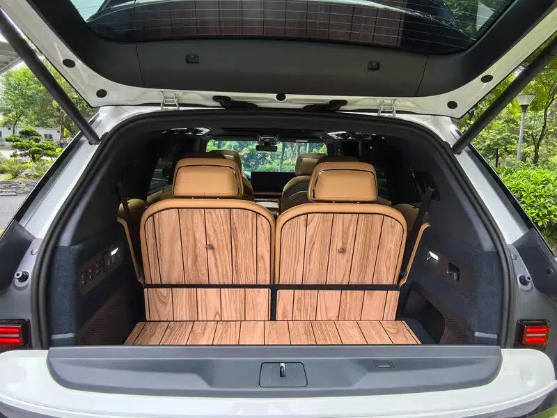 ZEEKR 9X 2025 Hyper Edition 70kWh Six-Seat — миниатюра 13