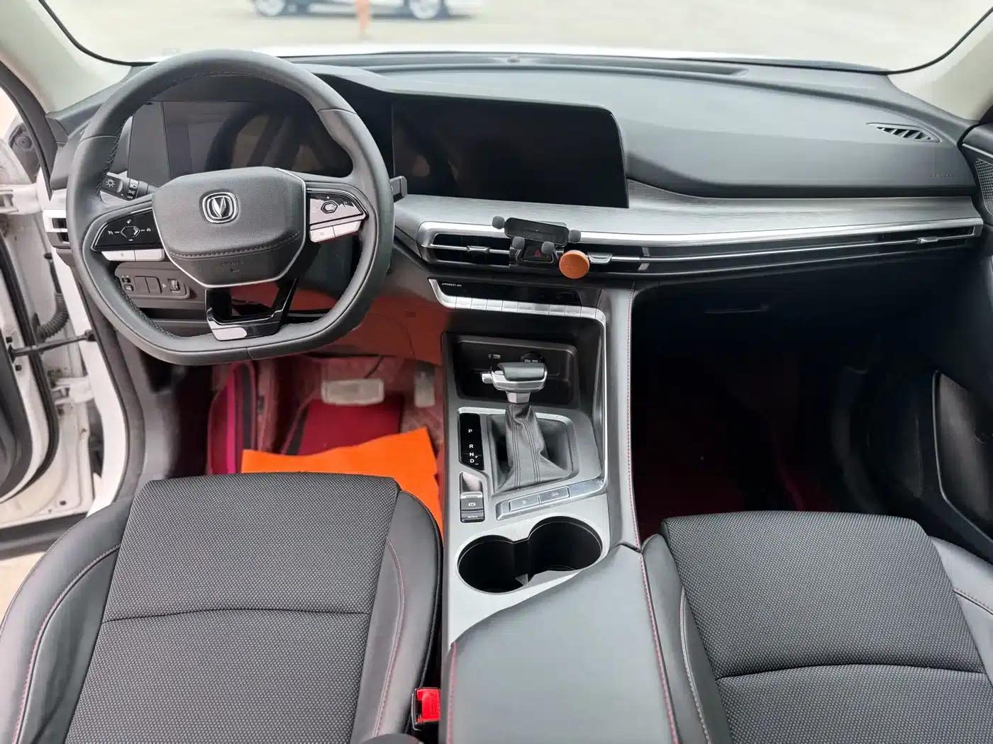 Changan CS35PLUS 2023 Enjoy Edition 1.4T DCT Luxury Model — миниатюра 5