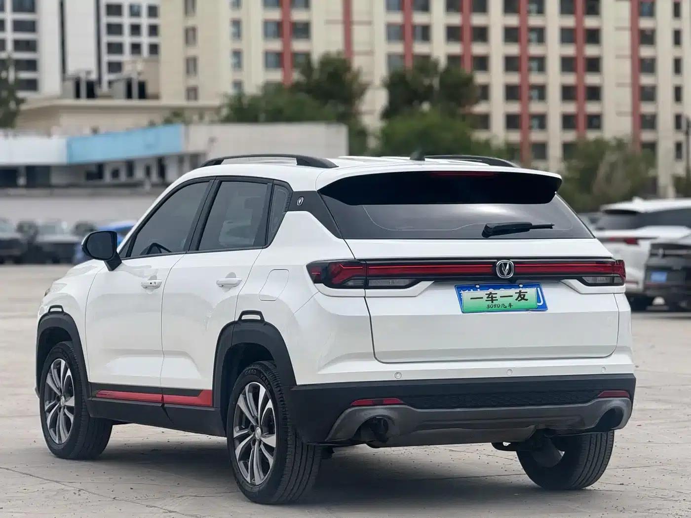 Changan CS35PLUS 2023 Enjoy Edition 1.4T DCT Luxury Model — миниатюра 7
