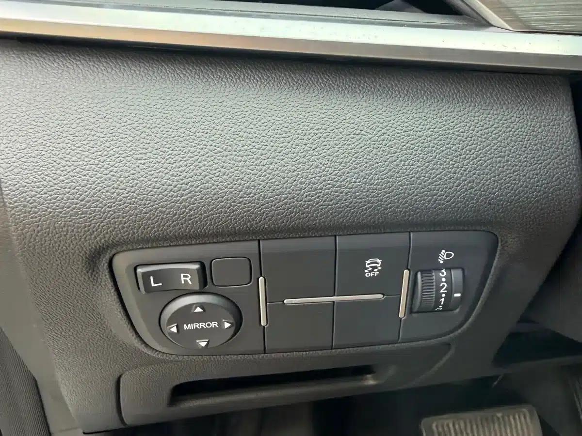 Changan CS35PLUS 2019 1.6L Automatic Connected Upgrade Edition — миниатюра 11