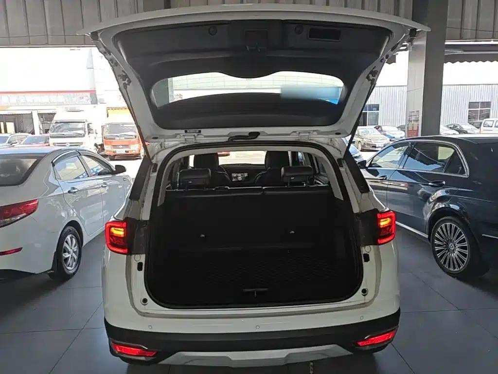 Changan CS35PLUS 2019 1.6L Manual Connected Edition — миниатюра 19