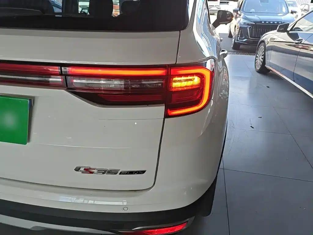 Changan CS35PLUS 2019 1.6L Manual Connected Edition — миниатюра 8