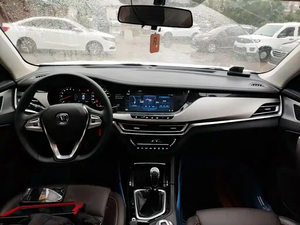 Changan CS35PLUS 2018 1.6L Manual Connected Edition (National V Emission Standard) — миниатюра 10