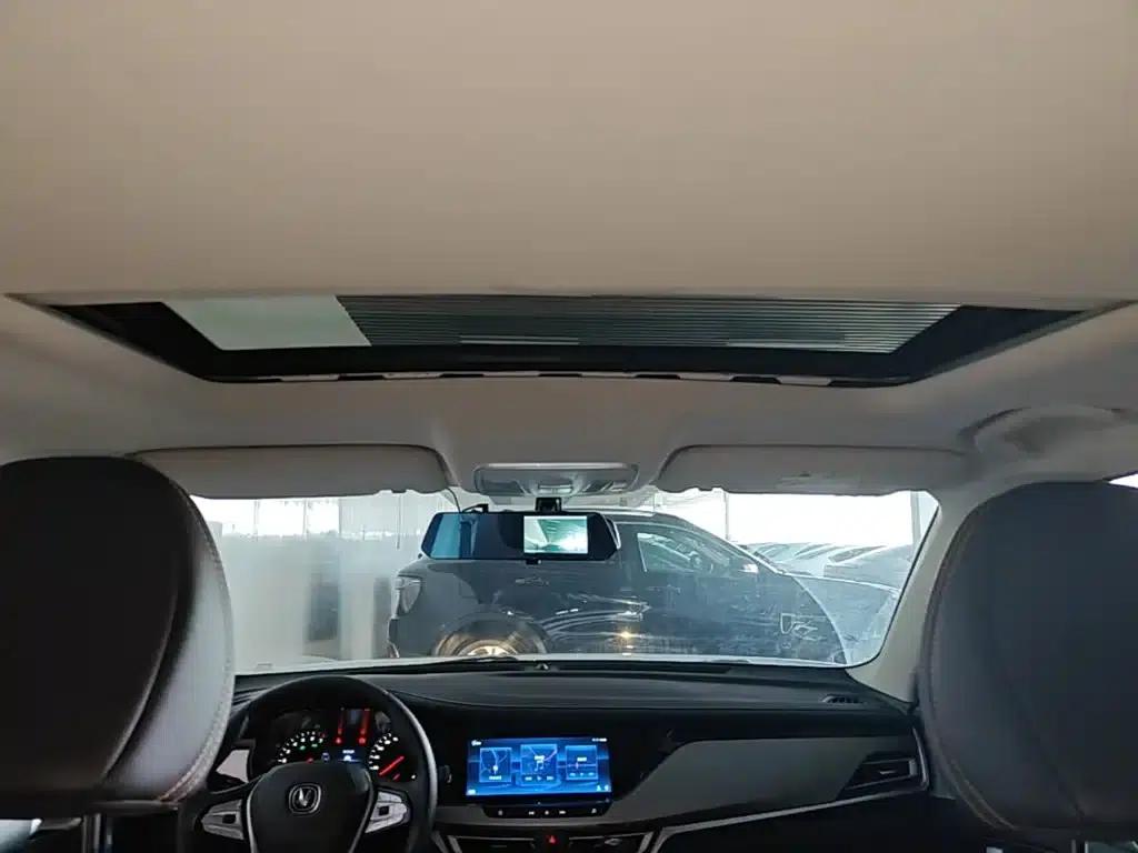 Changan CS35PLUS 2019 1.6L Manual Connected Edition — миниатюра 18
