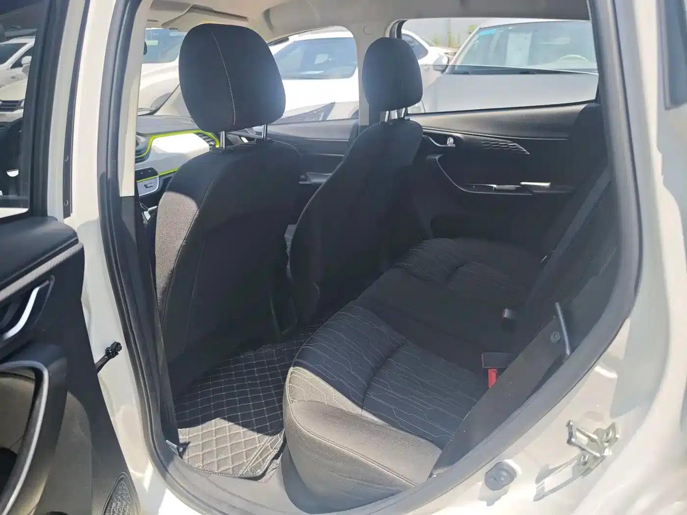Changan Benben E-Star 2020 Heartfelt Edition Lithium Iron Phosphate (31.18kWh) — миниатюра 6