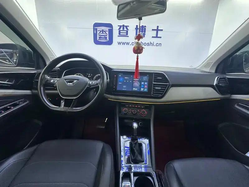Jetta VS5 2023 280TSI Automatic Enjoy Edition — миниатюра 11