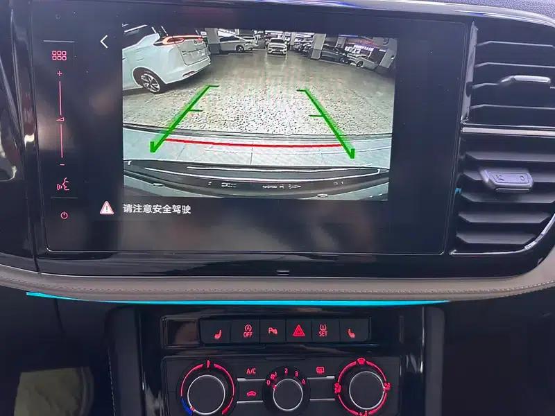 Jetta VS5 2023 280TSI Automatic Enjoy Edition — миниатюра 8