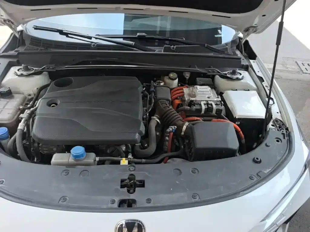 Changan UNI-V Smart Electric iDD 2023 Model, Smart Electric iDD 1.5T, 113km/h Smart Fun Edition — миниатюра 20