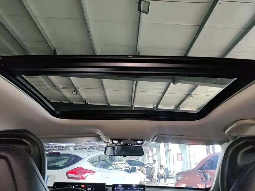 Yida 2023 Blue Whale NE 1.5T GDI DCT Navigator Edition — миниатюра 18