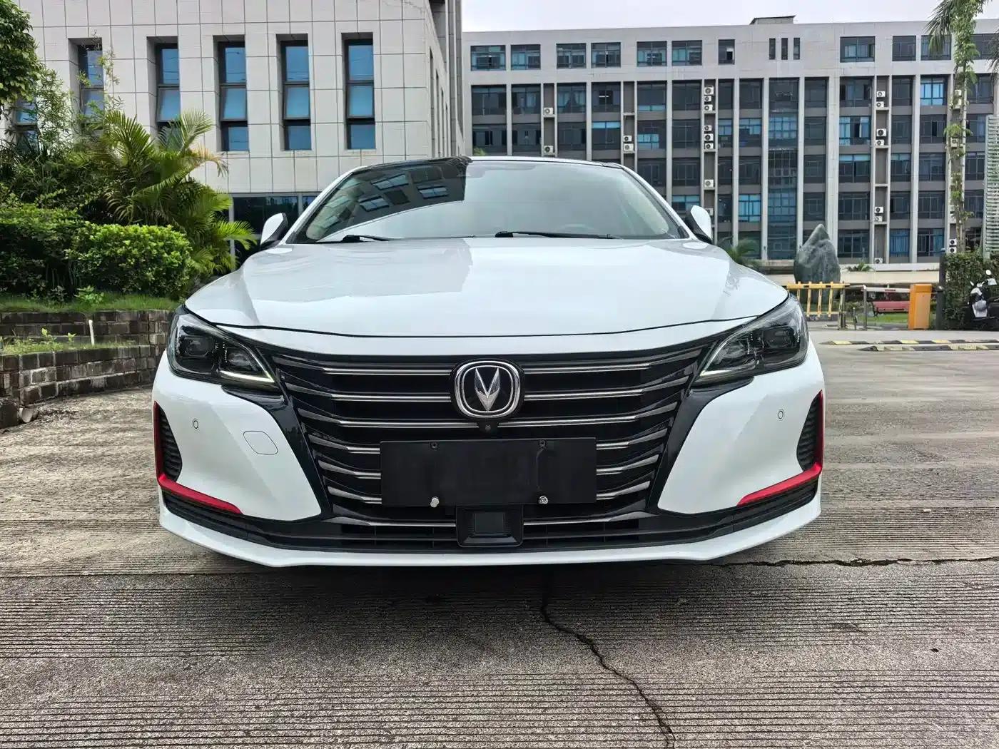 Ruicheng CC 2021 Blue Whale Edition 1.5T DCT Flagship Model — миниатюра 2