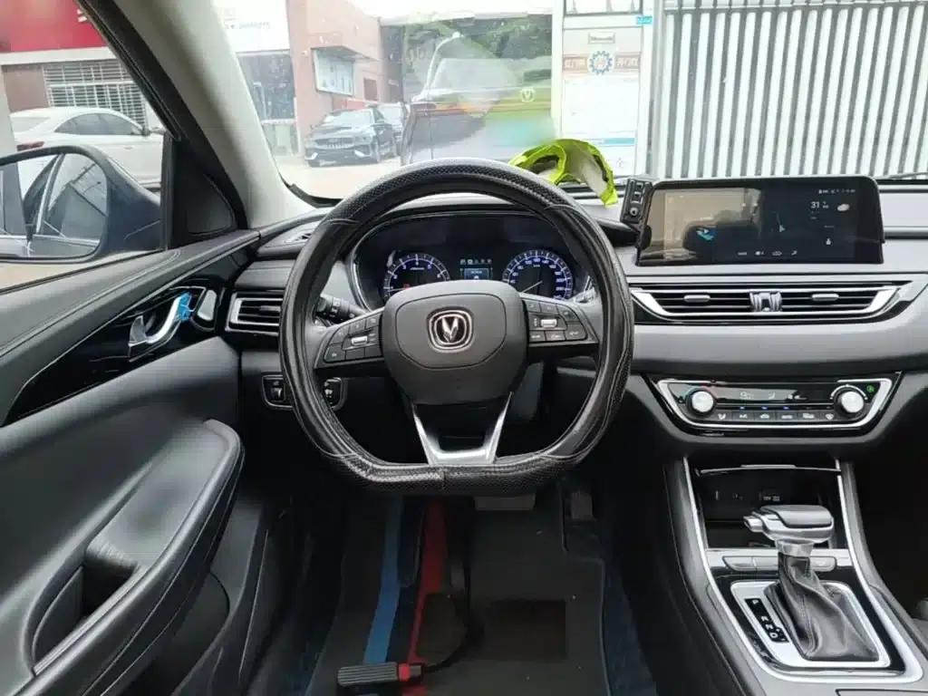Ruicheng CC 2022 Blue Whale Edition 1.5T DCT Luxury — миниатюра 11