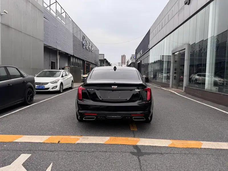 2024 Cadillac CT5 28T Luxury Pro — миниатюра 5