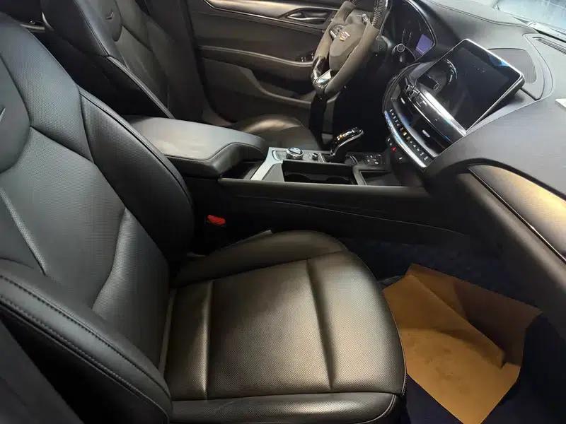 2022 Cadillac CT5 28T Luxury — миниатюра 14