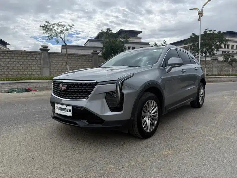 2024 Cadillac XT4 28T Two-Wheel Drive Luxury — миниатюра 1