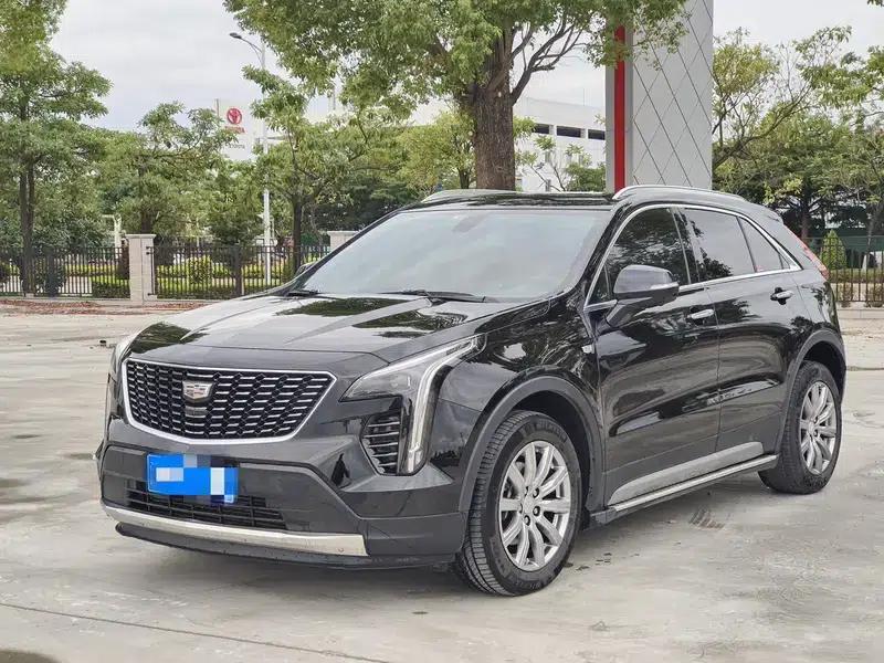 2018 Cadillac XT4 28T Two-Wheel Drive Premium Edition — миниатюра 1