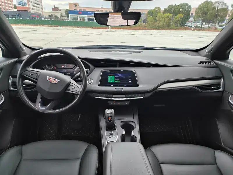 2018 Cadillac XT4 28T Two-Wheel Drive Premium Edition — миниатюра 11