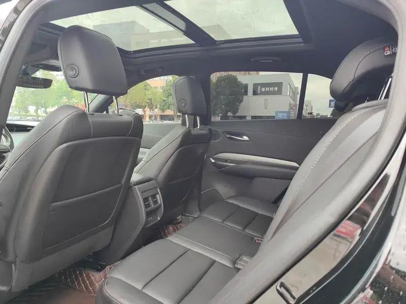 2018 Cadillac XT4 28T Two-Wheel Drive Premium Edition — миниатюра 14