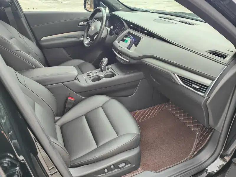 2018 Cadillac XT4 28T Two-Wheel Drive Premium Edition — миниатюра 9
