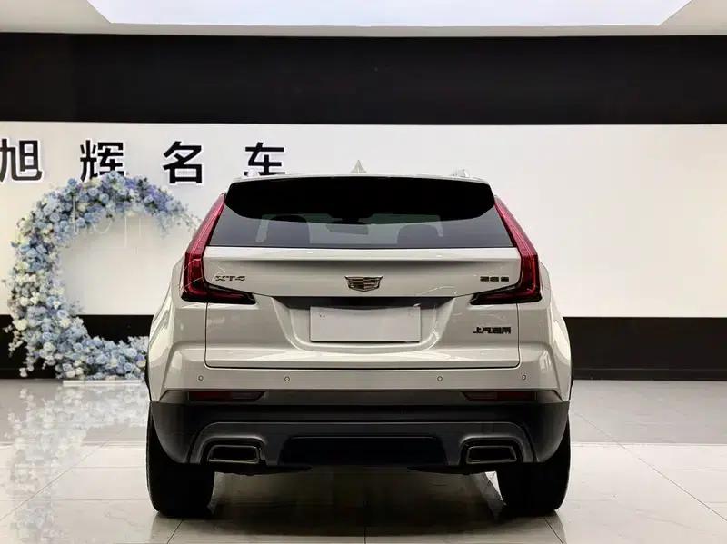 Cadillac XT4 2021 28T Two-Wheel Drive Premium Edition — миниатюра 5