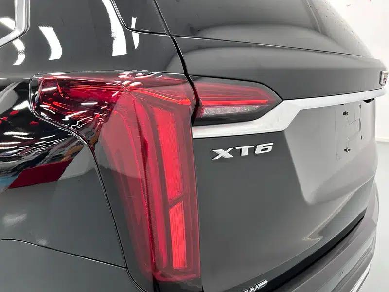 Cadillac XT6 2022 2.0T Six-Seat AWD Premium — миниатюра 11