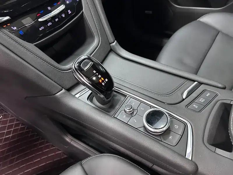 Cadillac XT6 2022 2.0T Six-Seat AWD Premium — миниатюра 18