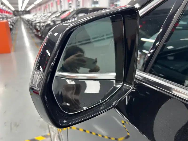 Cadillac XT6 2022 2.0T Six-Seat AWD Premium — миниатюра 25