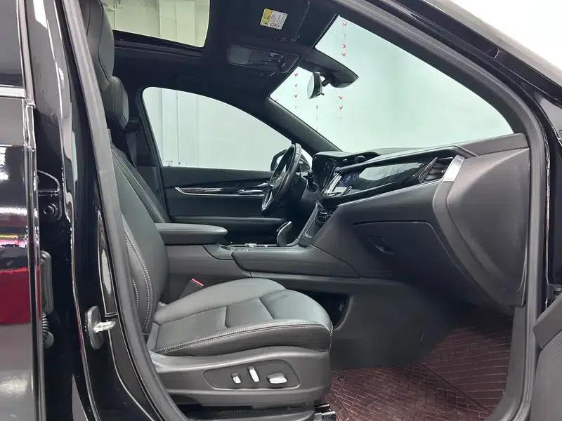 Cadillac XT6 2022 2.0T Six-Seat AWD Premium — миниатюра 27