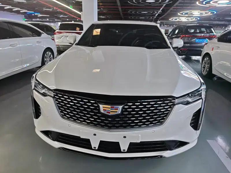 2023 Cadillac CT4 28T Premium — миниатюра 2