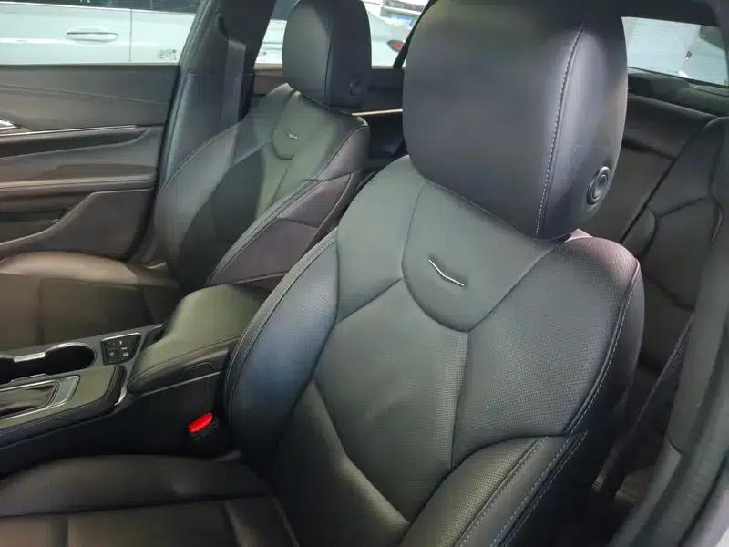 2023 Cadillac CT4 28T Premium — миниатюра 16
