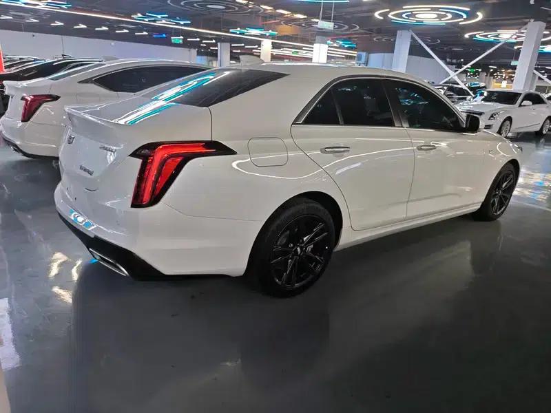 2023 Cadillac CT4 28T Premium — миниатюра 6